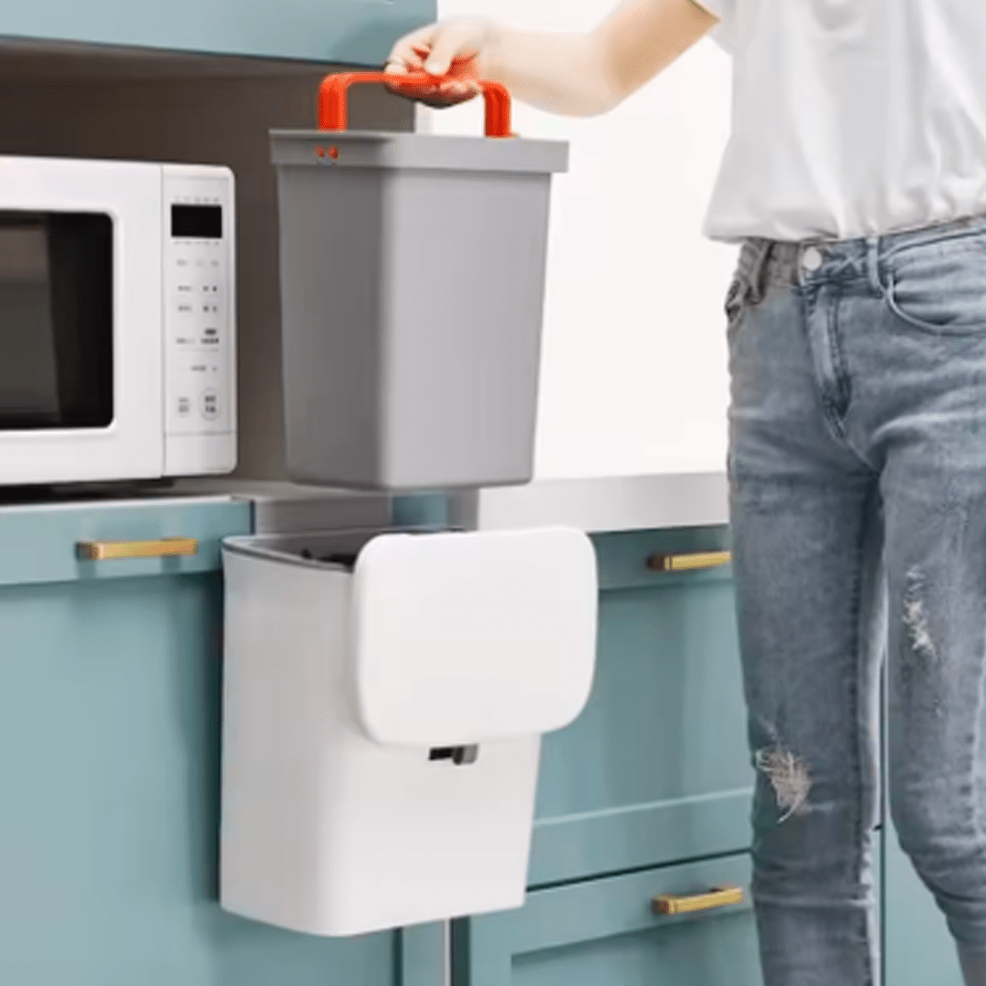 Lixeira Compacta Pendurável com Tampa 7 Litros – Organização e Praticidade ao seu Alcance! - Achei na Lojinha