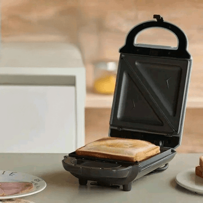 Sanduicheira 3 em 1 Multiuso - Prepare Sanduíches, Waffles e Grelhados - 110V - Achei na Lojinha